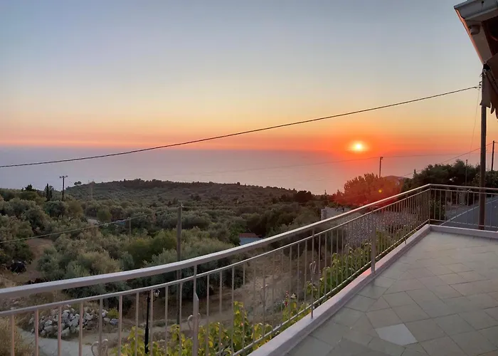 Aloni Studios & Apartments