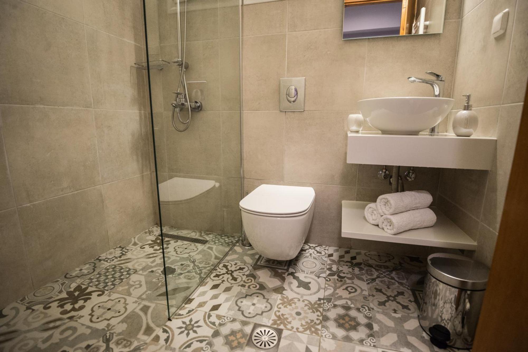 Aloni & Appartement